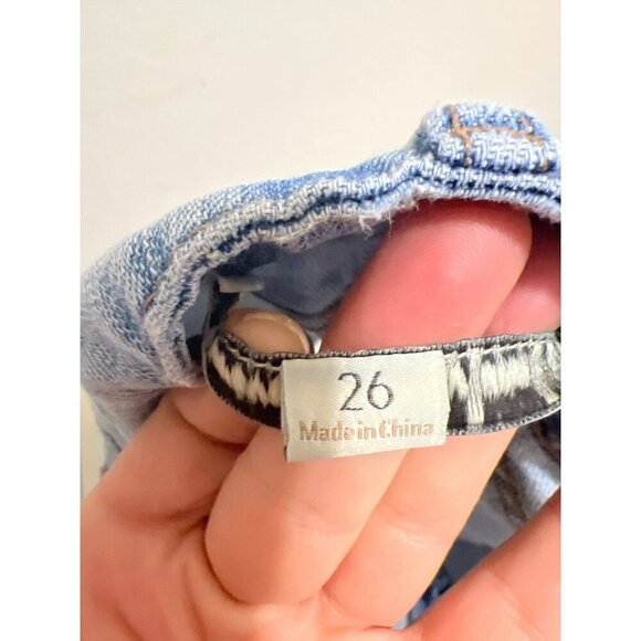 Forever Twenty One 21 Sz 26 Jean Denim Cut Off Frayed Hem Short - Picture 9 of 9